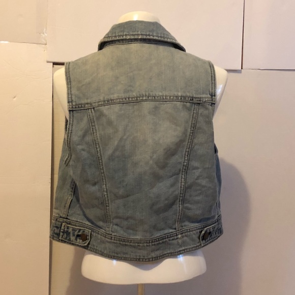 AE Jean Vest - Picture 3 of 5